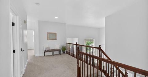 9475 Winding River Way, Elk Grove, CA 95624 Photo