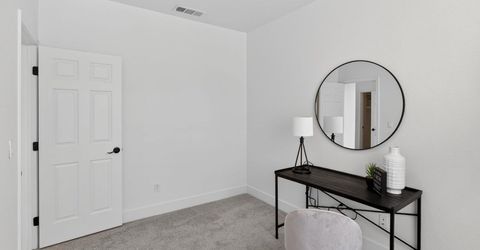 9475 Winding River Way, Elk Grove, CA 95624 Photo