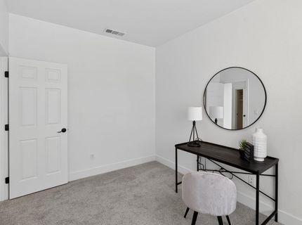 9475 Winding River Way, Elk Grove, CA 95624 Photo