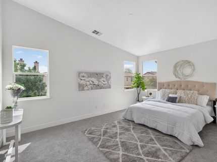 9475 Winding River Way, Elk Grove, CA 95624 Photo