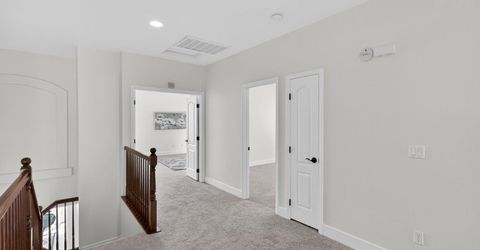 9475 Winding River Way, Elk Grove, CA 95624 Photo