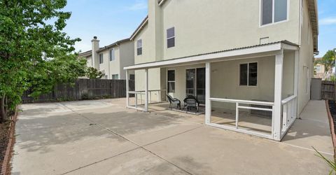 9475 Winding River Way, Elk Grove, CA 95624 Photo