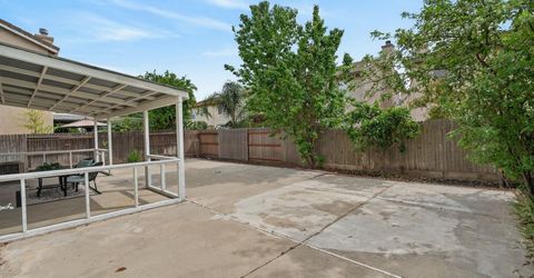 9475 Winding River Way, Elk Grove, CA 95624 Photo
