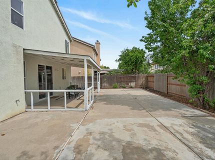 9475 Winding River Way, Elk Grove, CA 95624 Photo