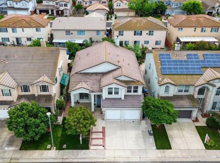 9475 Winding River Way, Elk Grove, CA 95624 Photo