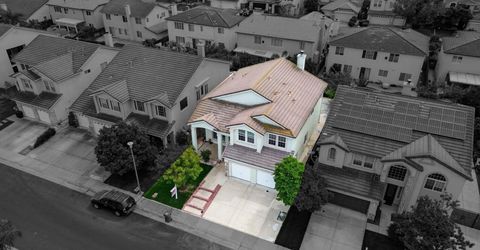 9475 Winding River Way, Elk Grove, CA 95624 Photo