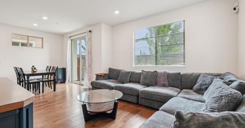 10520 Oboe Way, Elk Grove, CA 95757 Photo