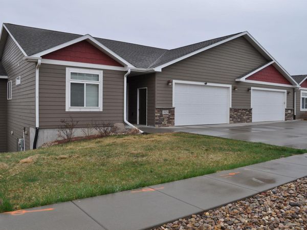 3029 HOEFER AVE, Rapid City, SD 57701