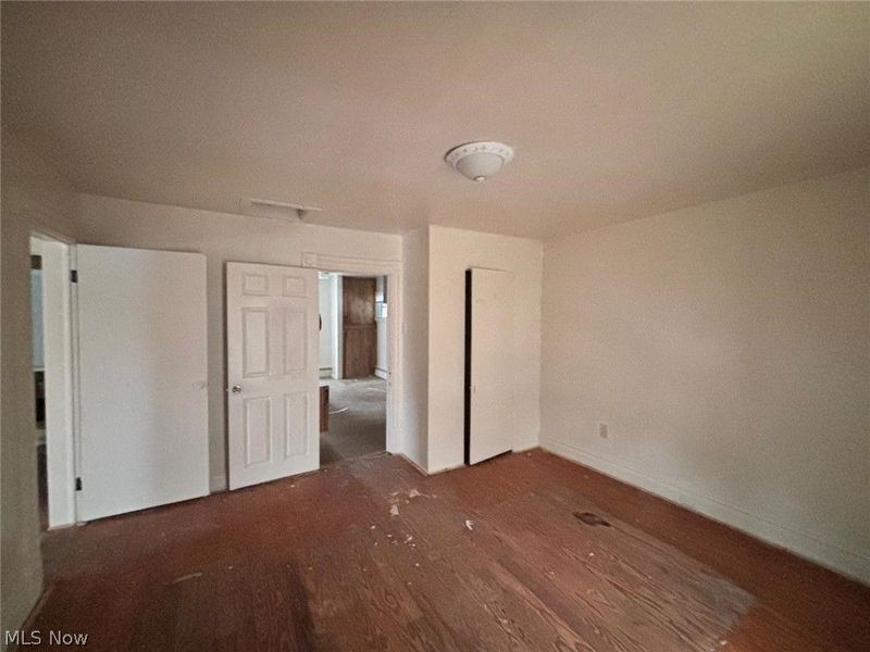 78 W Glendale Road, Bedford, OH 44146 Photo 6