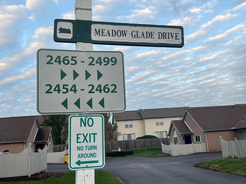 2465 Meadow Glade Drive, Unit 26, Hilliard, OH 43026 Photo 24