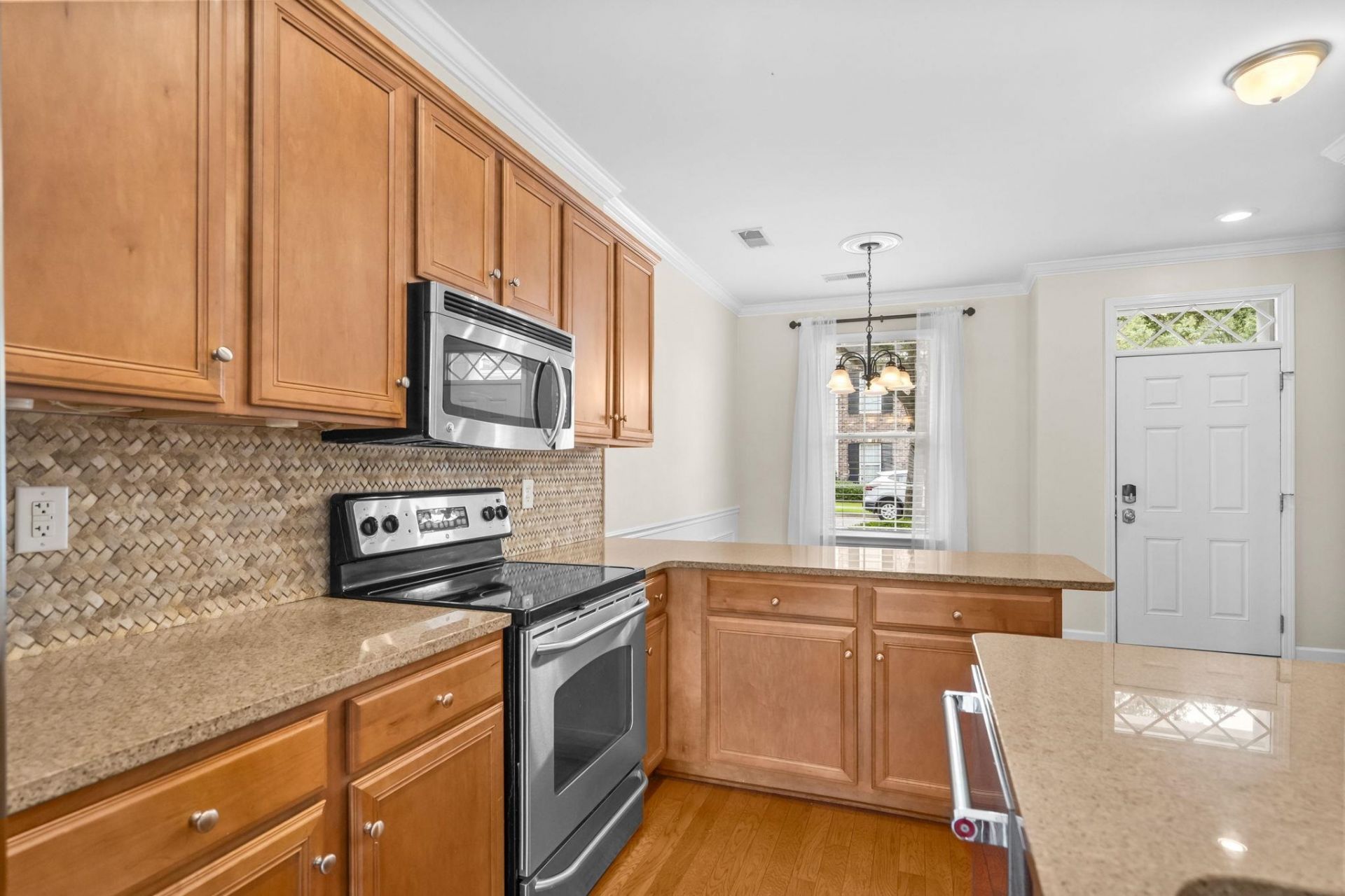 3560 Alexandria Ave. Photo 19