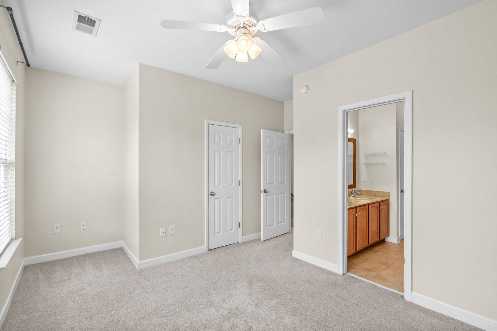 3560 Alexandria Ave. Photo 23