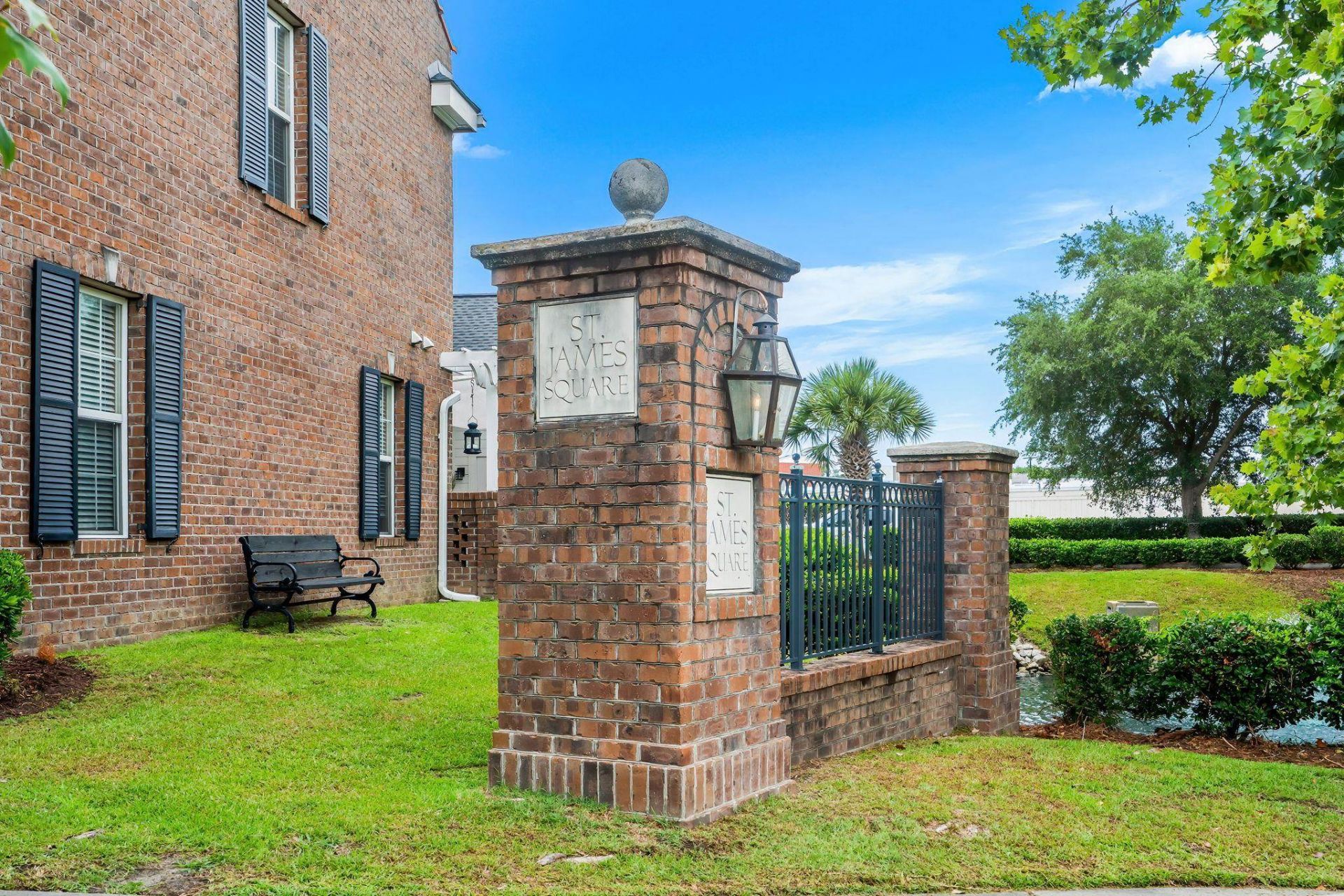 3560 Alexandria Ave. Photo 44