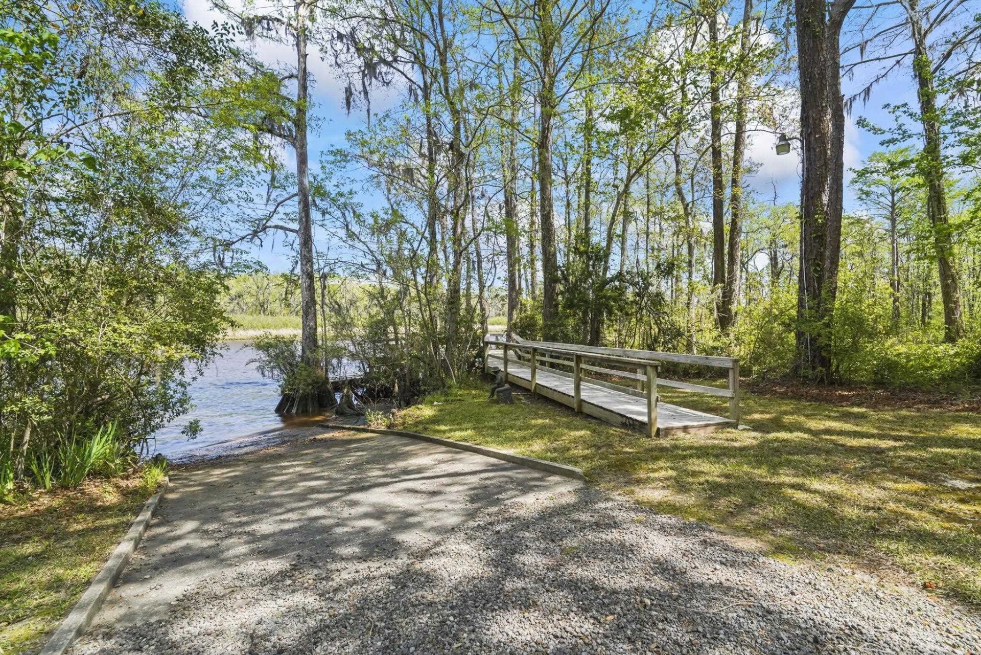 417 Frederick Dr.  Photo 24