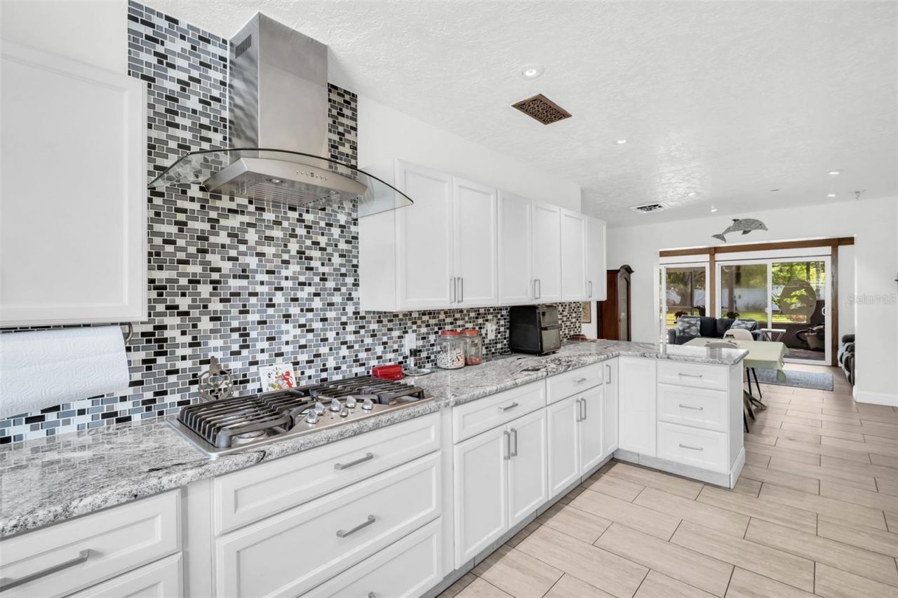 2796 Forest Parkway S, Largo, FL 33771 Photo