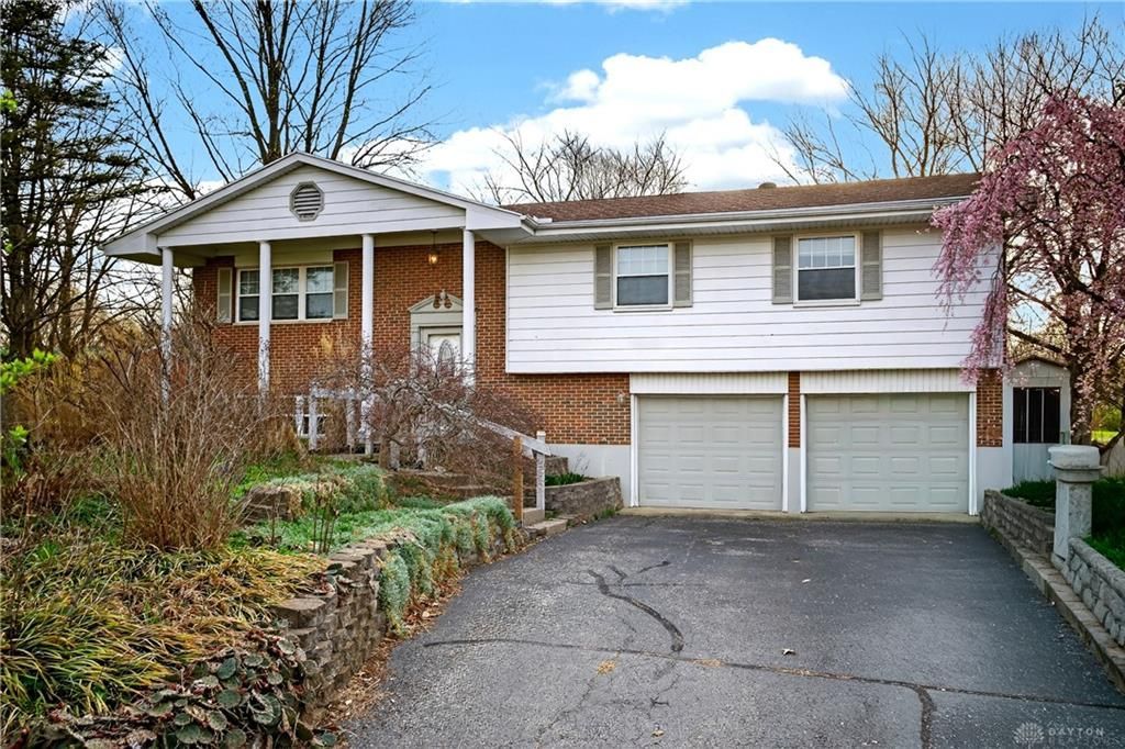 8352 Crosley Road, Clearcreek Township, OH 45066 Main Photo