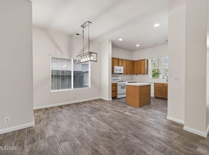 10235 Grizzly Hill Court, Reno, NV 89521 Photo