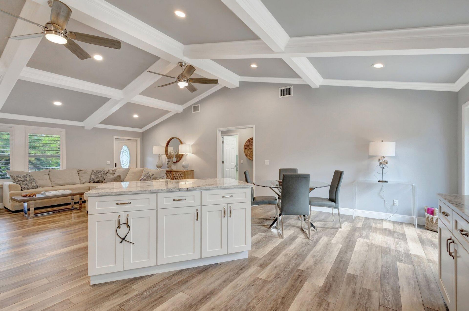 10600 SE Gomez Avenue, Hobe Sound, FL 33455 Photo