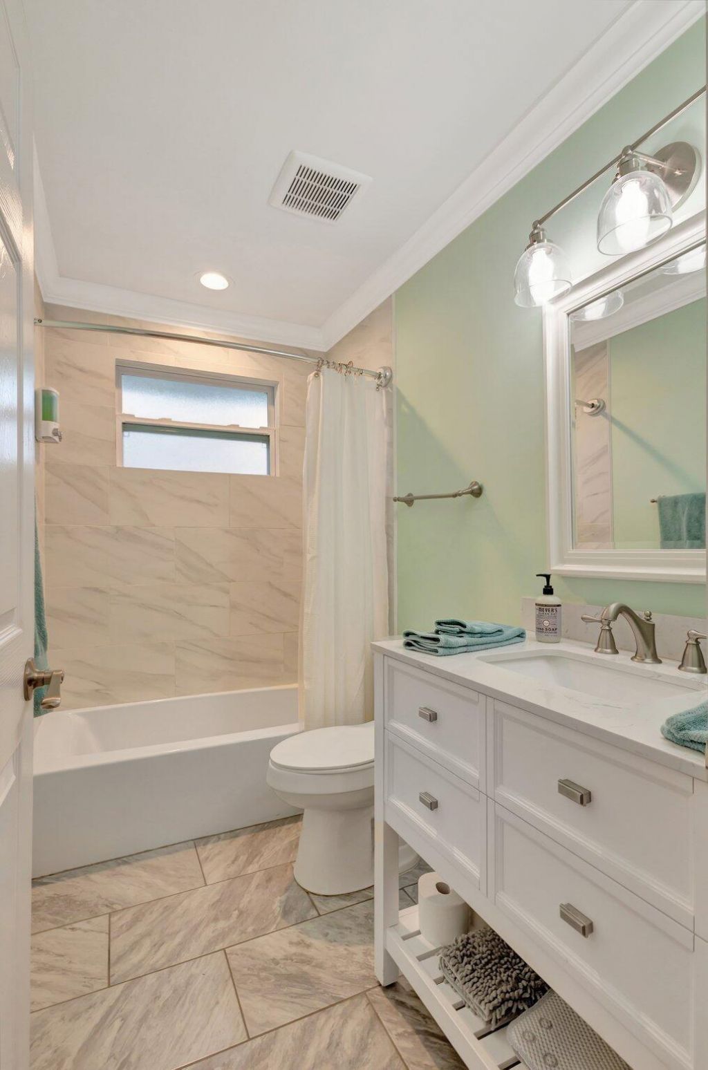 10600 SE Gomez Avenue, Hobe Sound, FL 33455 Photo