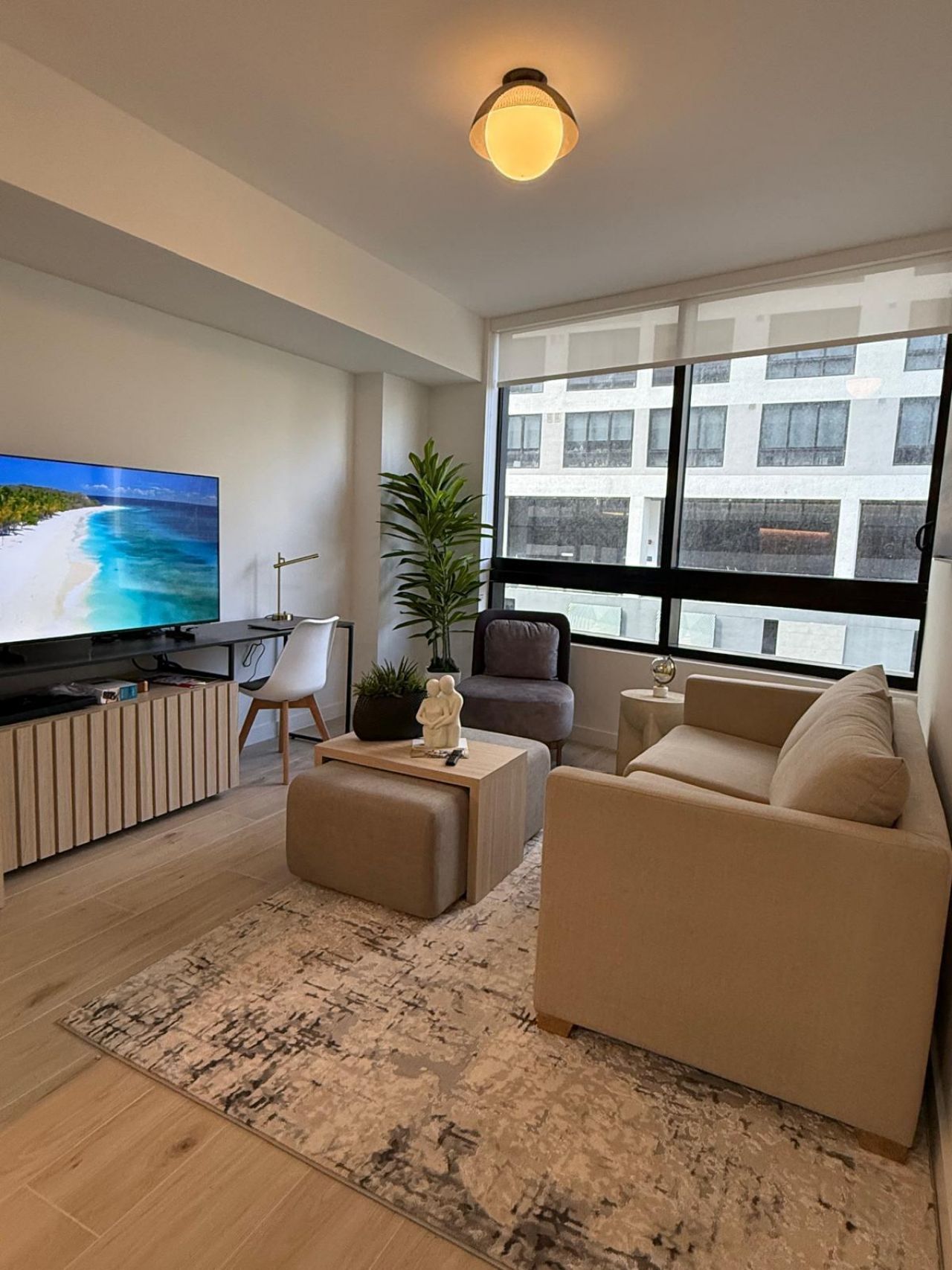 225 N Miami Avenue, Unit 910, Miami, FL 33128 Photo