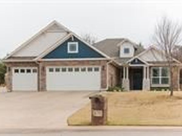 8710 Overlook Drive, Guthrie, OK 73044