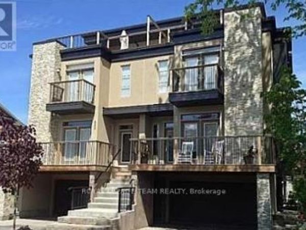 289 Kirchoffer Avenue, Ottawa, ON K2A1Y1