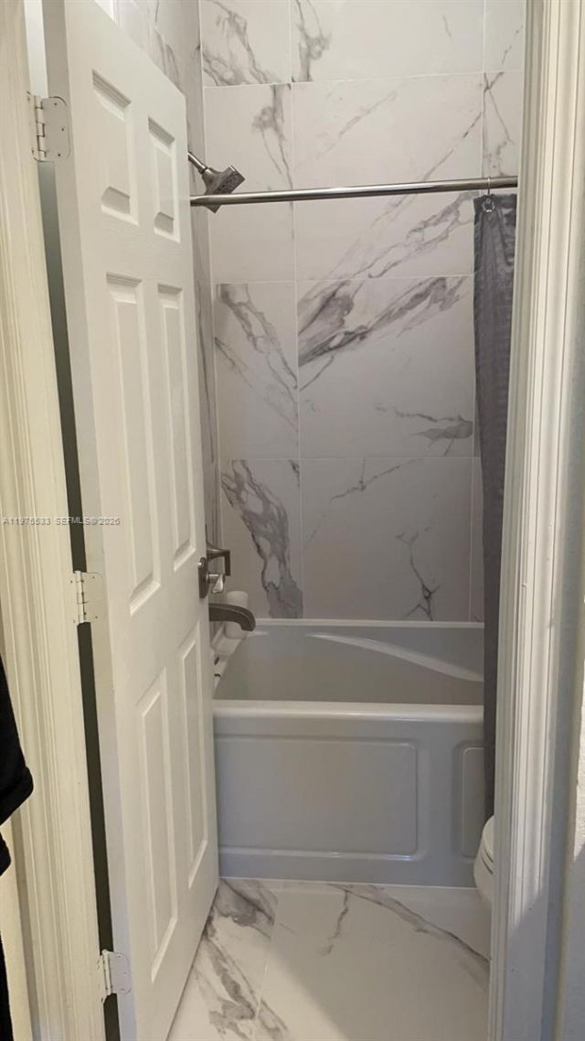 6104 NW 114th Pl, Unit 213, Doral, FL 33178 Photo