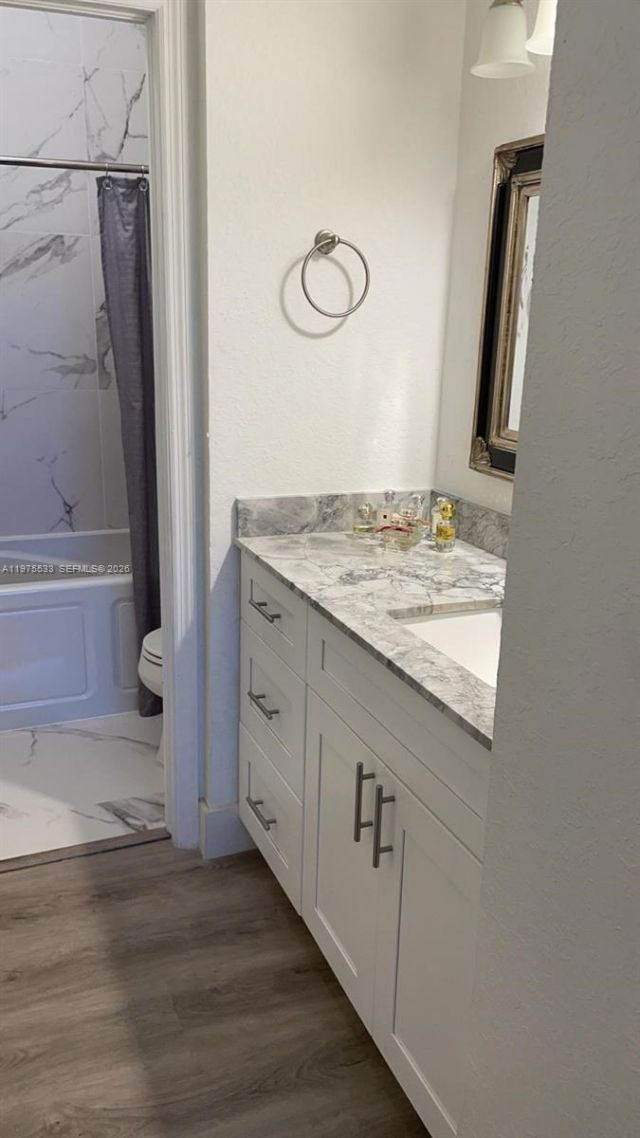 6104 NW 114th Pl, Unit 213, Doral, FL 33178 Photo