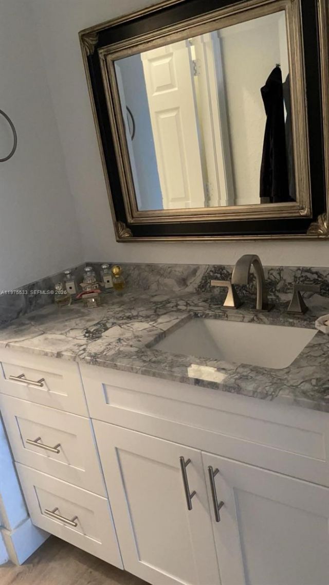 6104 NW 114th Pl, Unit 213, Doral, FL 33178 Photo