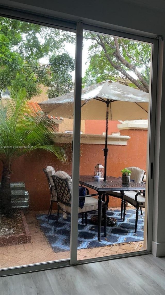 6104 NW 114th Pl, Unit 213, Doral, FL 33178 Photo