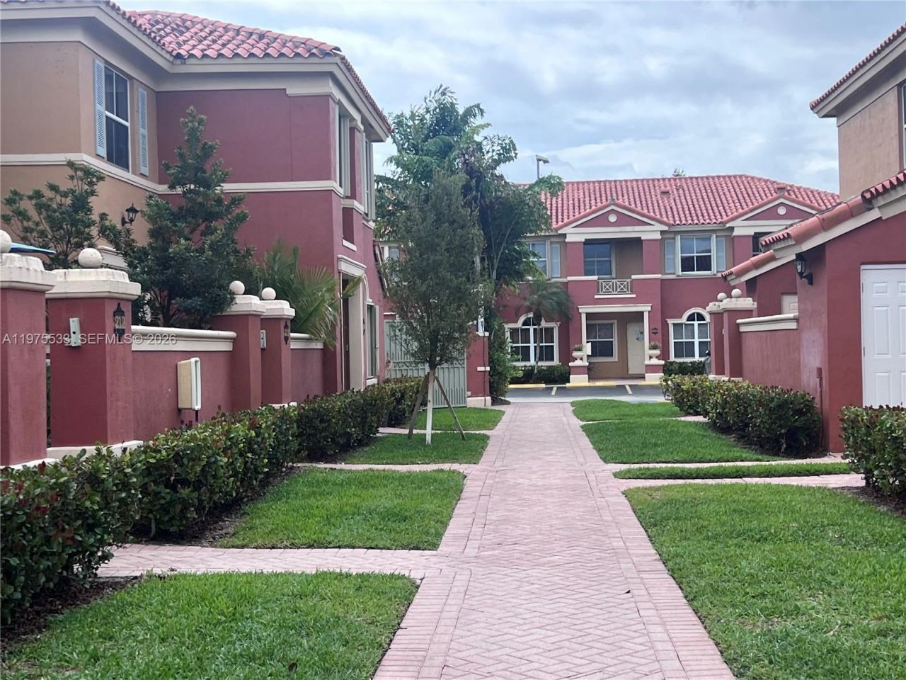 6104 NW 114th Pl, Unit 213, Doral, FL 33178 Photo