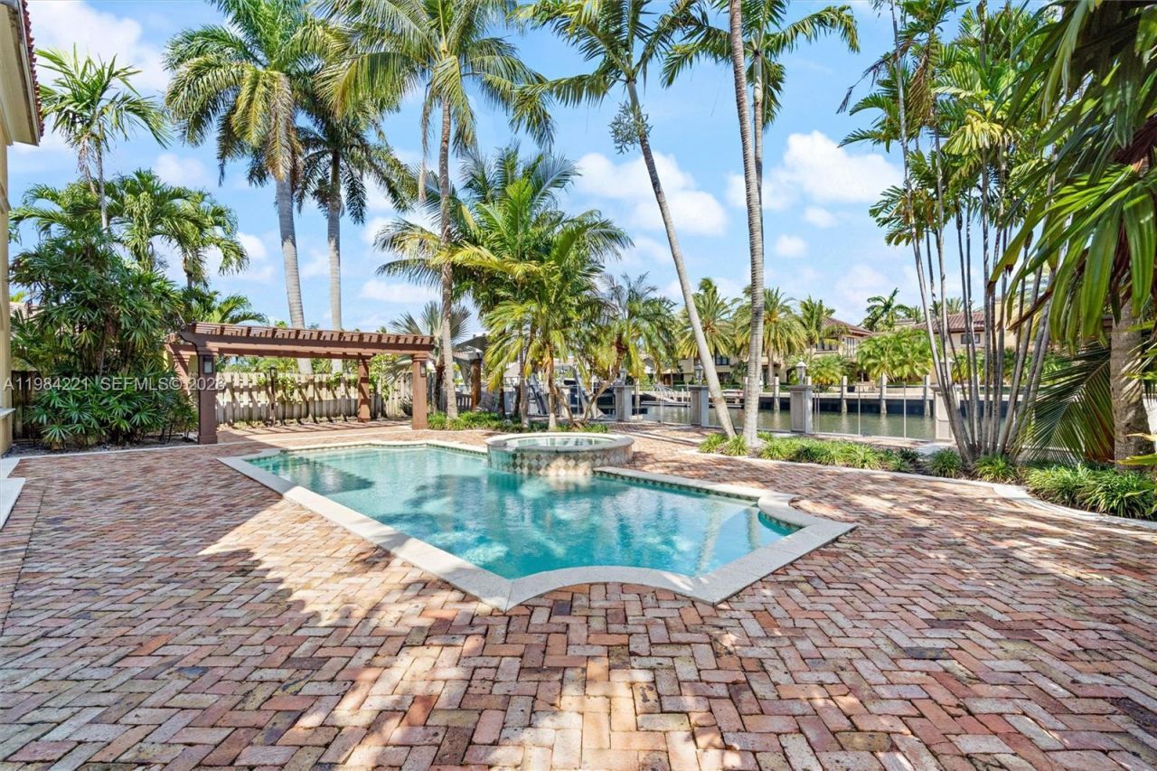 1701 SE 10th St, Fort Lauderdale, FL 33316 Photo