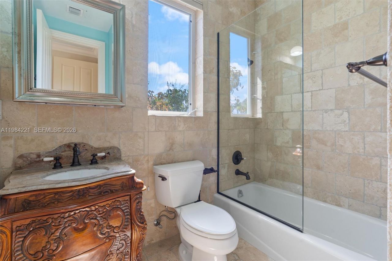 1701 SE 10th St, Fort Lauderdale, FL 33316 Photo