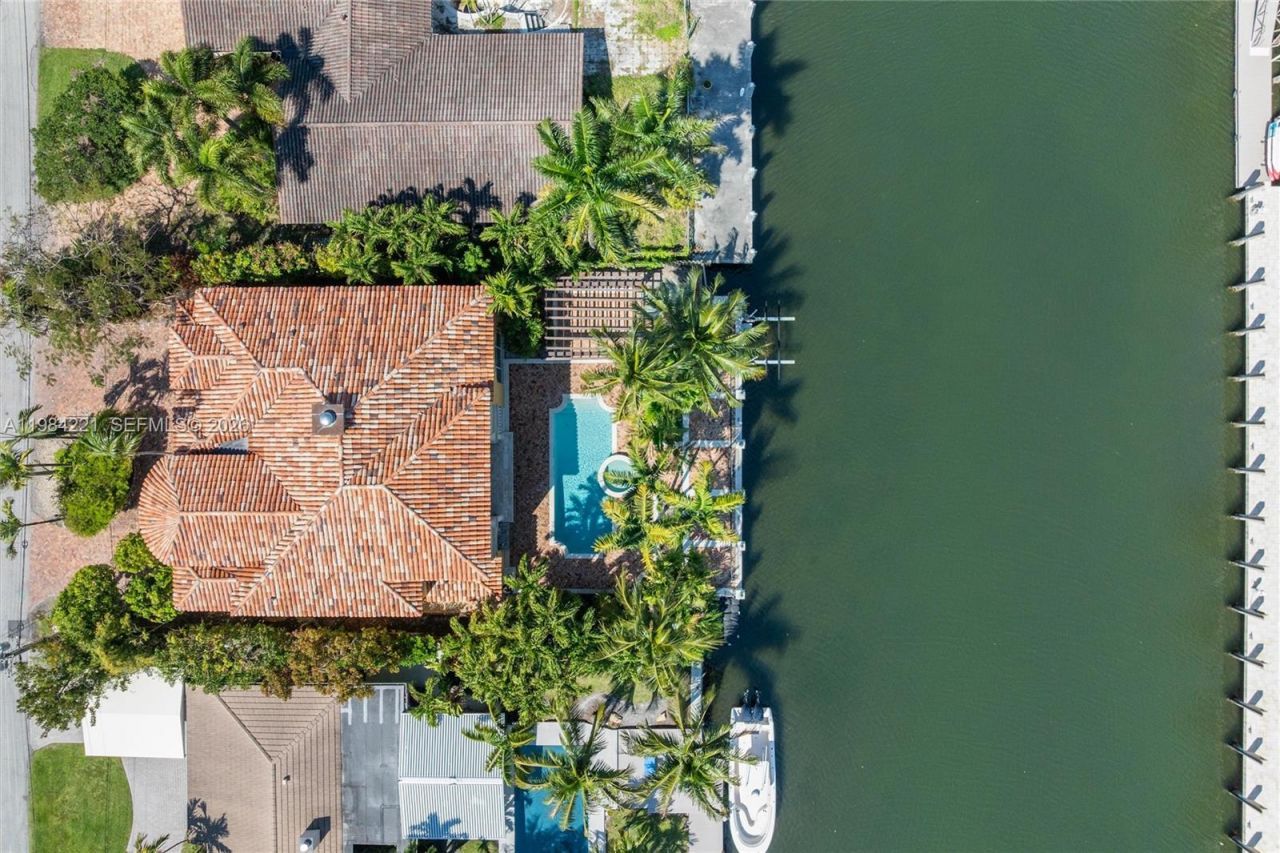 1701 SE 10th St, Fort Lauderdale, FL 33316 Photo