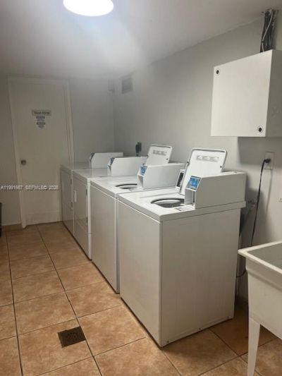 17570 Atlantic Blvd , Unit 501, Sunny Isles Beach, FL 33160 Photo