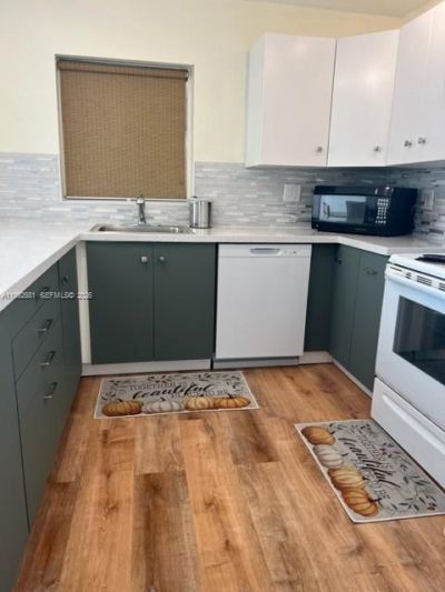 7900 Tatum Waterway Dr , Unit 503, Miami Beach, FL 33141 Photo