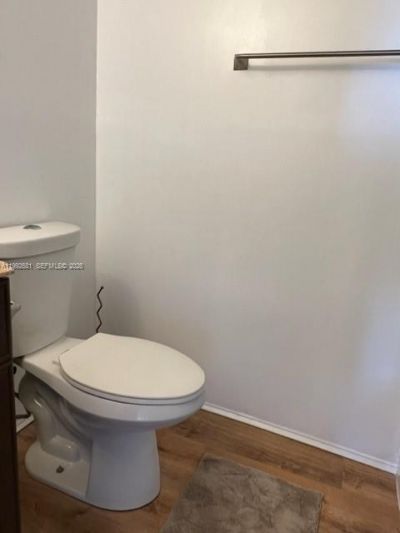 7900 Tatum Waterway Dr , Unit 503, Miami Beach, FL 33141 Photo