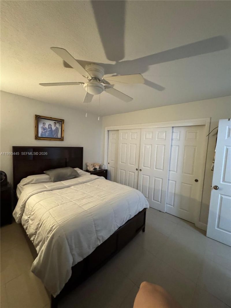 6960 Miami Gardens Dr, Unit 2-516, Hialeah, FL 33015 Photo