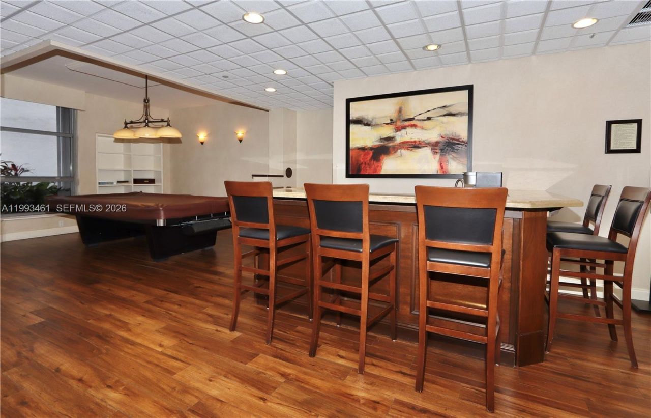 3530 Mystic Pointe Dr , Unit 2915, Aventura, FL 33180 Photo