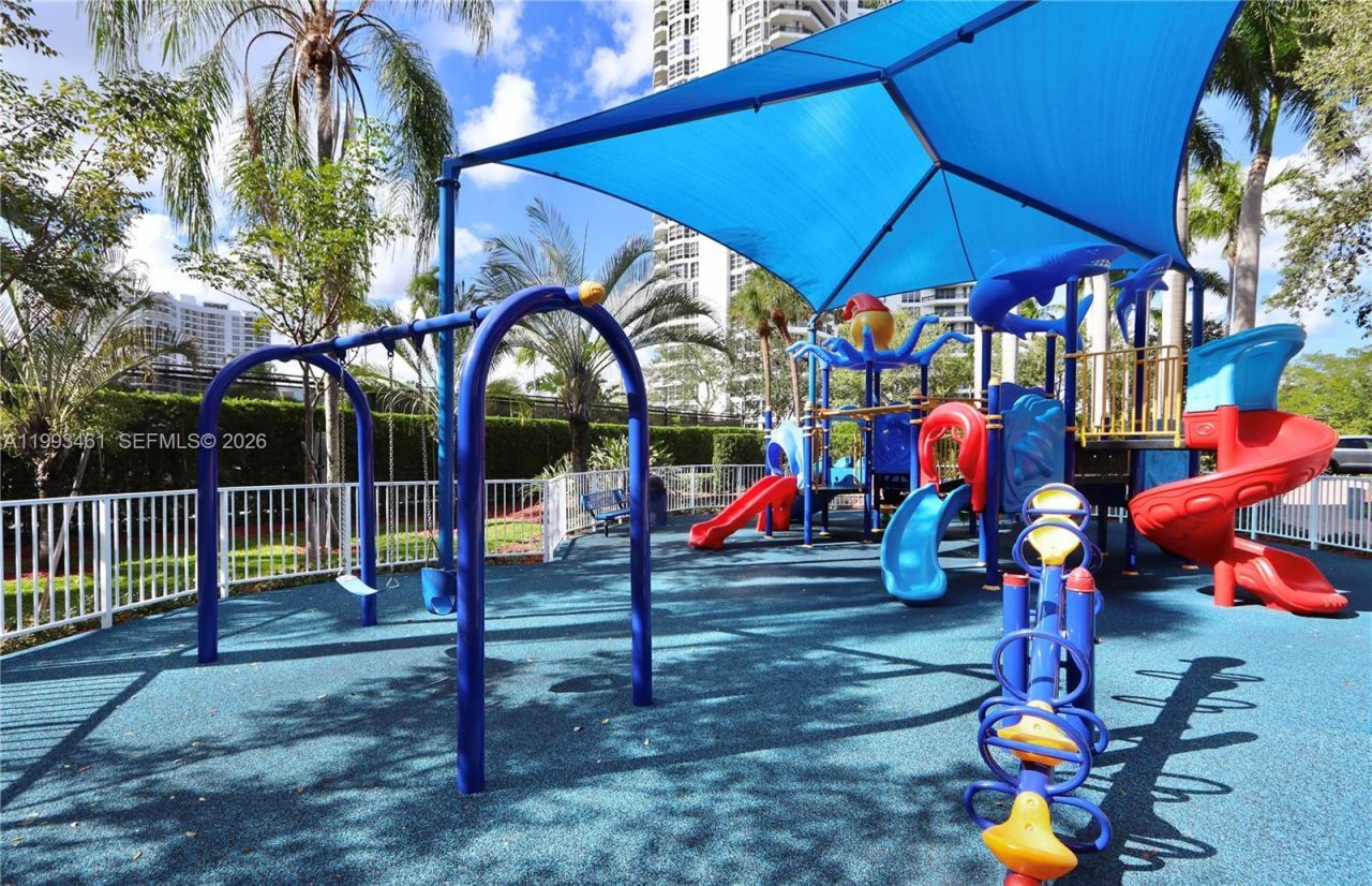 3530 Mystic Pointe Dr , Unit 2915, Aventura, FL 33180 Photo