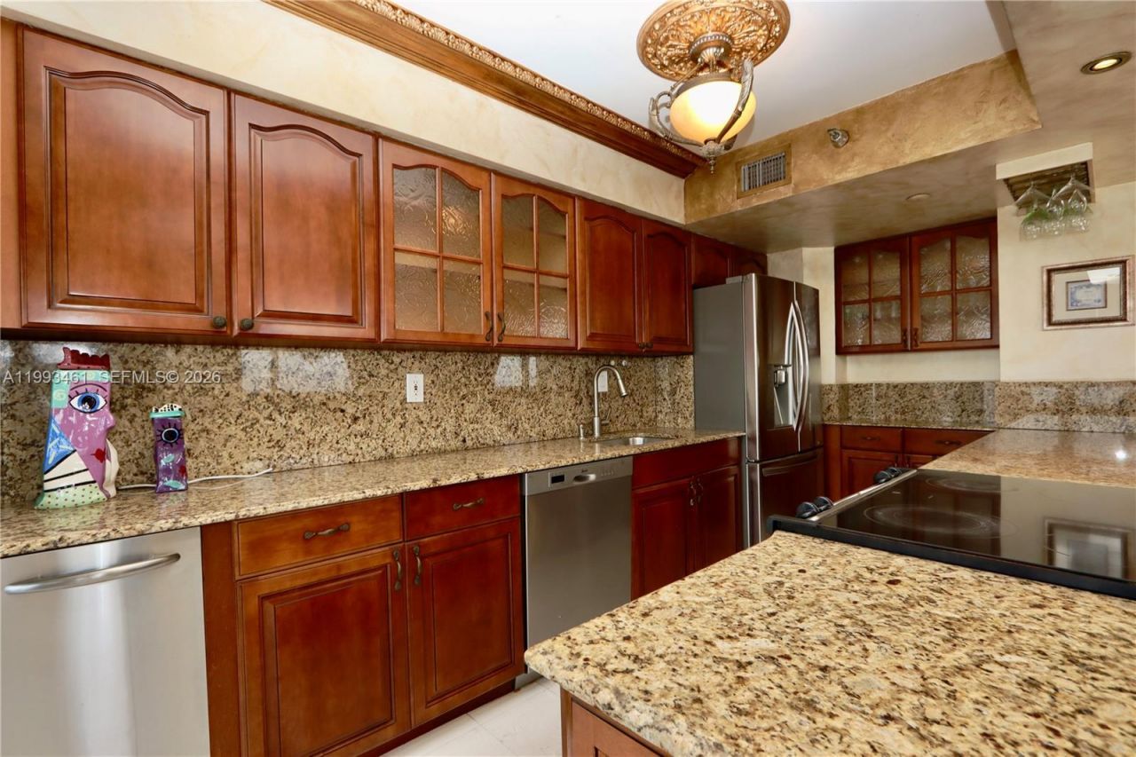 3530 Mystic Pointe Dr , Unit 2915, Aventura, FL 33180 Photo