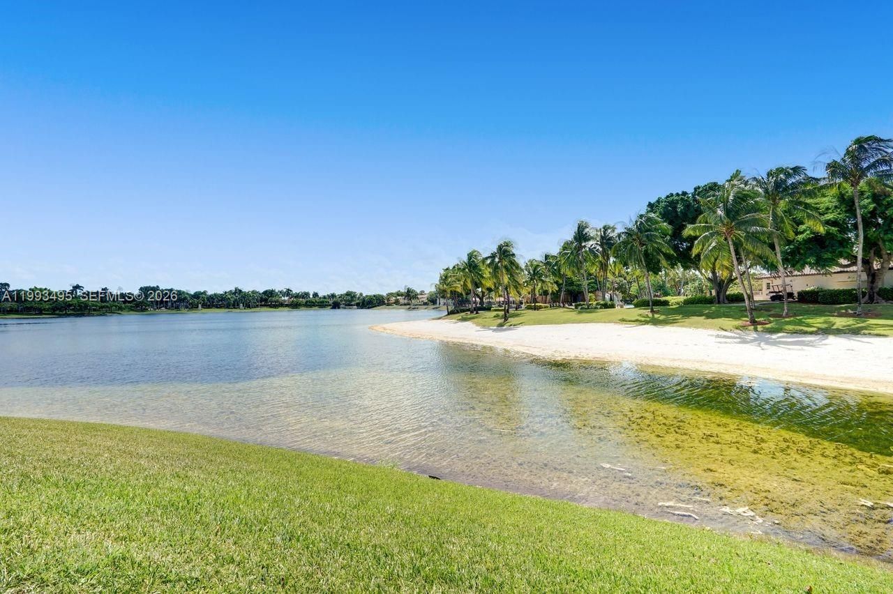 10750 NW 66th St , Unit 203, Doral, FL 33178 Photo