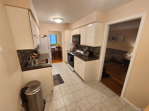 6 Charles Lane , Unit 1C, Pomona, NY 10970