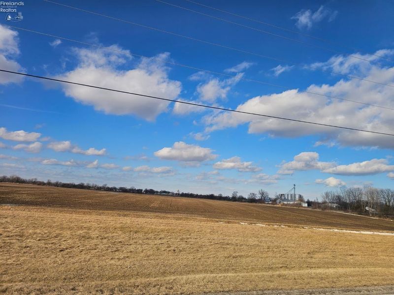 11499 W Portage River South Road, Oak Harbor, OH 43449 Photo 4