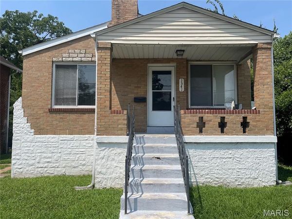 1341 Kingsland Avenue , St Louis, MO 63133