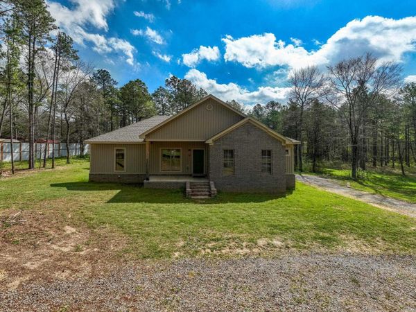 16 Trina Loop, Greenbrier, AR 72058