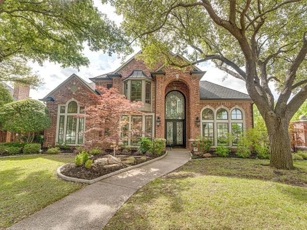 5716 Walden Drive, Plano, TX 75093