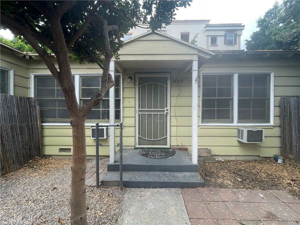 14315 Burbank, Unit 1/2, Van Nuys, CA 91401