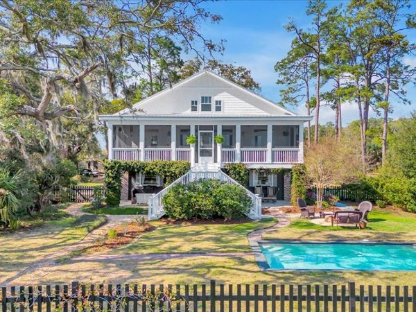 690 Japonica Drive, Midway, GA 31320