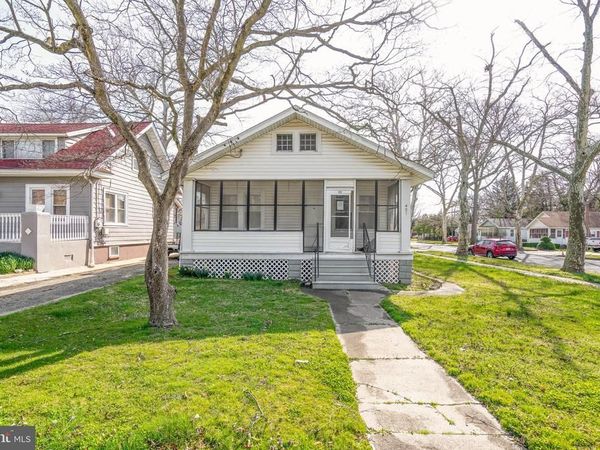 421 S WEST AVENUE, VINELAND, NJ 08360